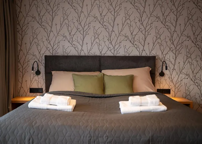 Horizont * Лоучна-под-Клиновцем