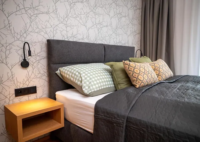 Horizont * Лоучна-под-Клиновцем